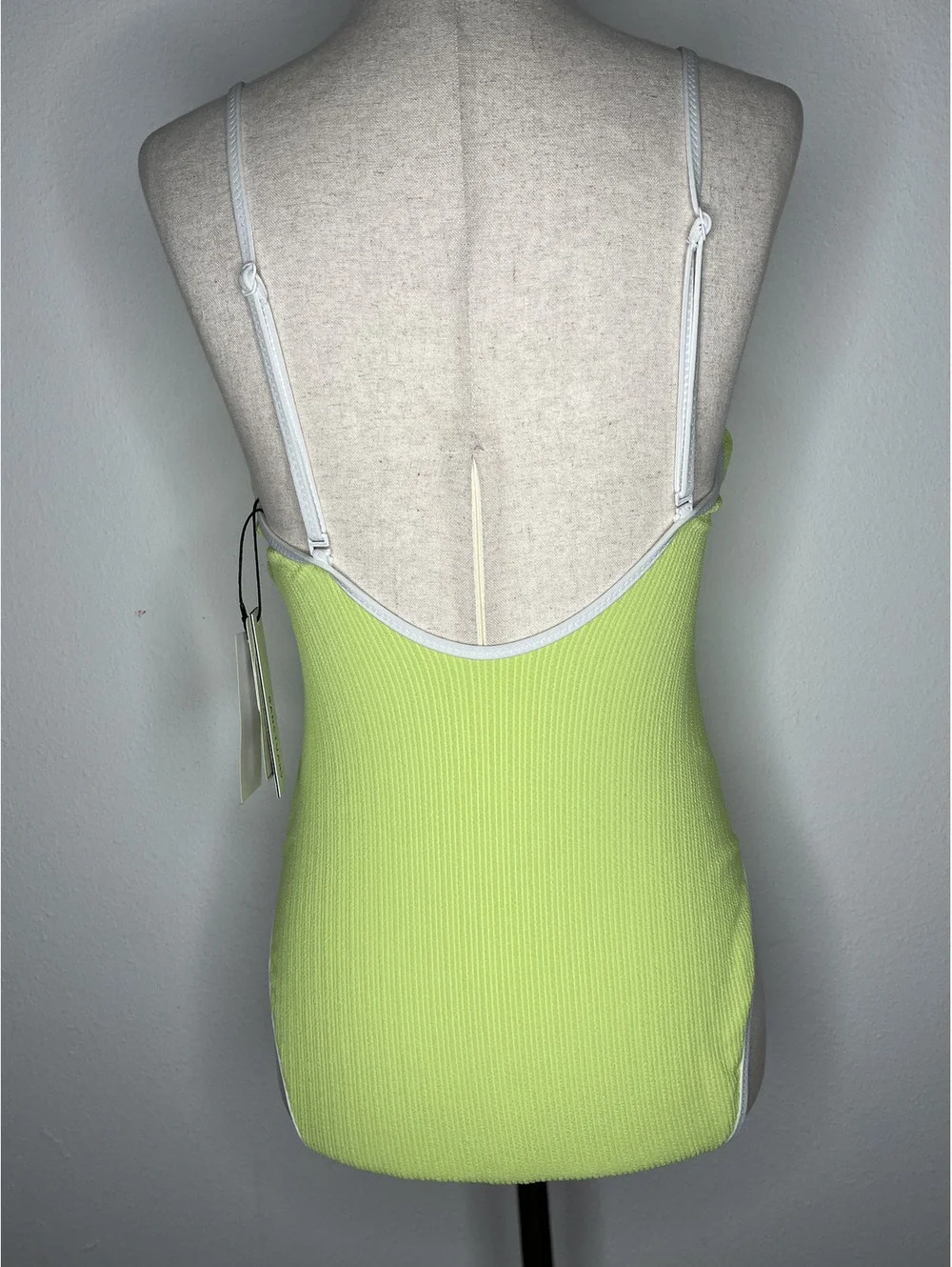 NWT Sanctuary Women's Green/Daquiri One-Piece Swimsuit Size Medium - Picture 7 of 10
